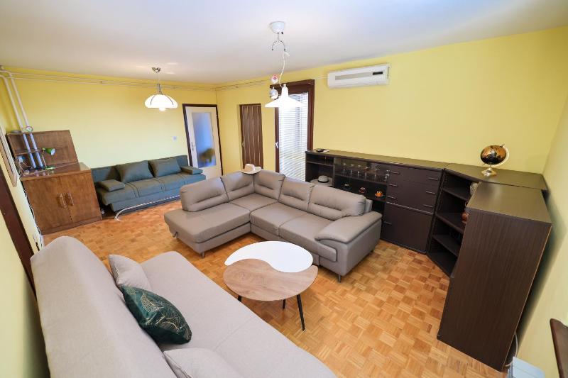 Three bedroom apartment Tesla Maraska - image 21