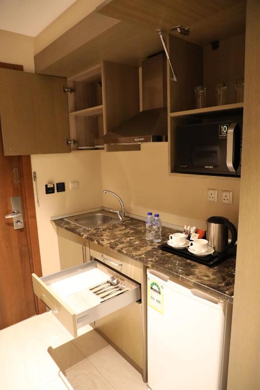 King Room image 2
