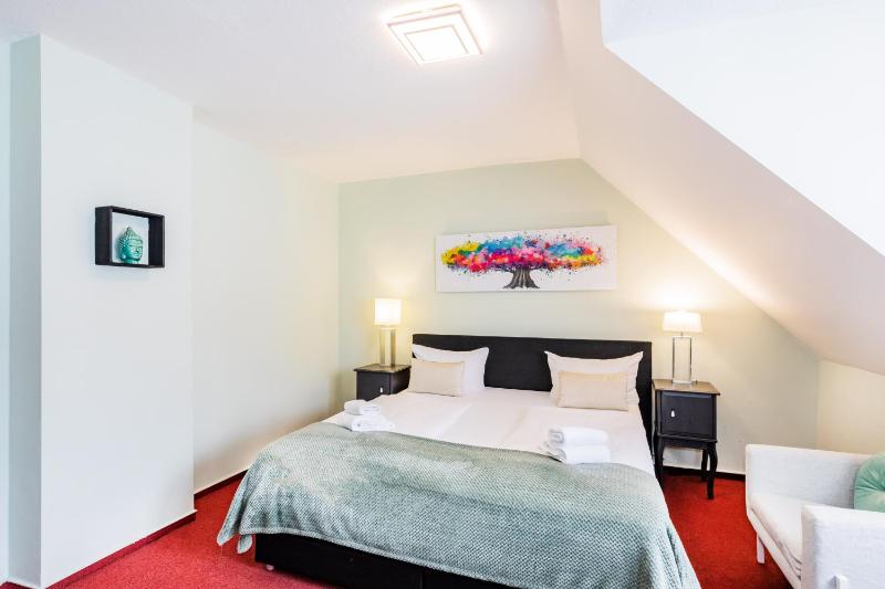 Quadruple Room image 1