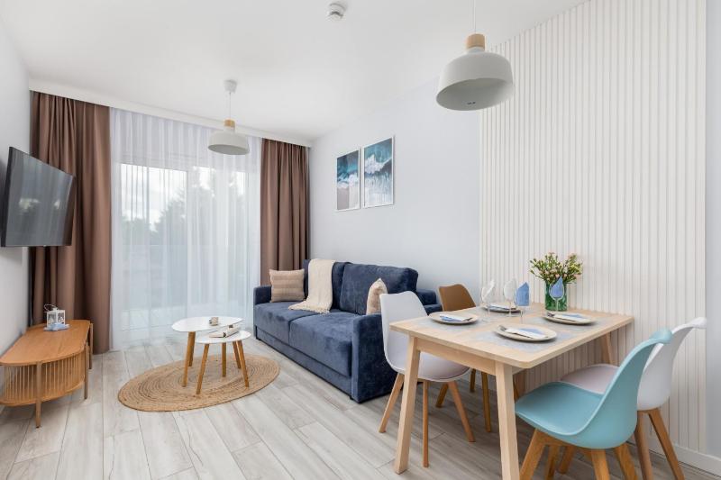 Beach Apartments Perłowa Przystań Sztormowa by Noclegi Renters - image 1