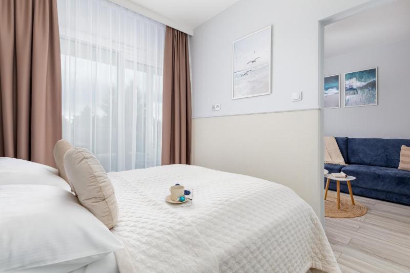 Beach Apartments Perłowa Przystań Sztormowa by Noclegi Renters - image 41