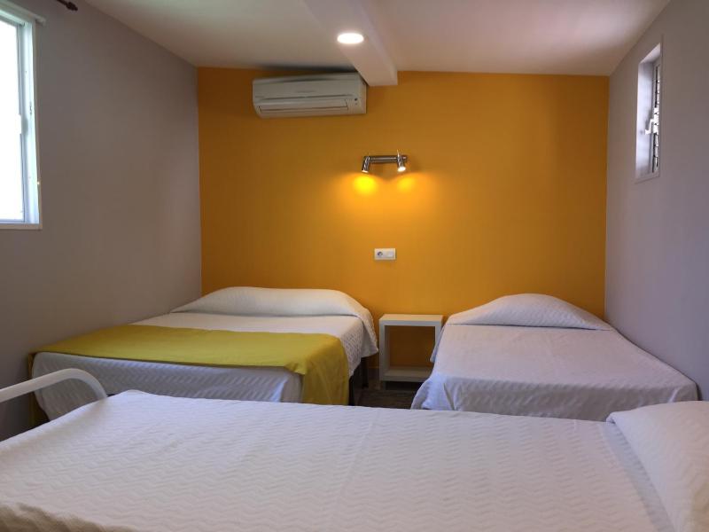 Triple Room image 3
