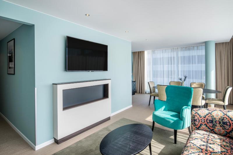 Royal Suite image 4