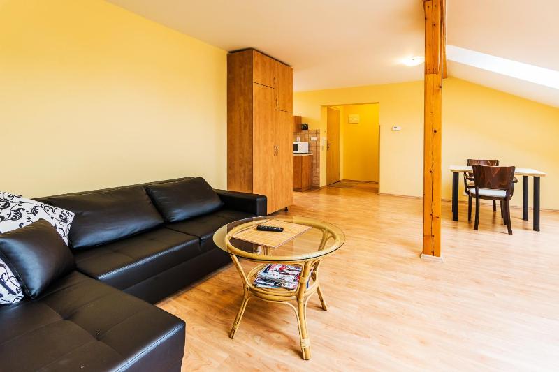 One-Bedroom Apartment (2 Adults) image 3