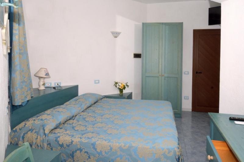 Standard Double or Twin Room image 3