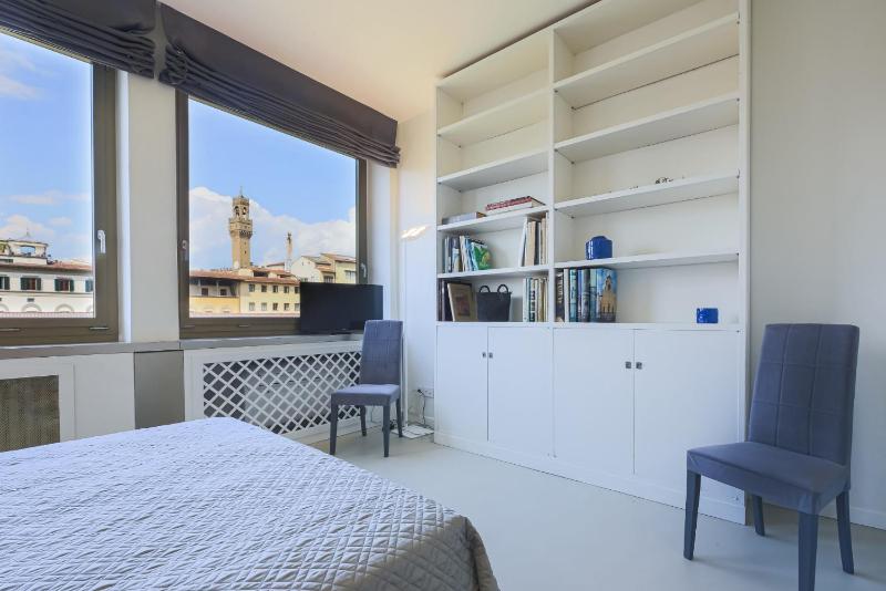 Apartments Florence- Vasari Luxury with view - image 5