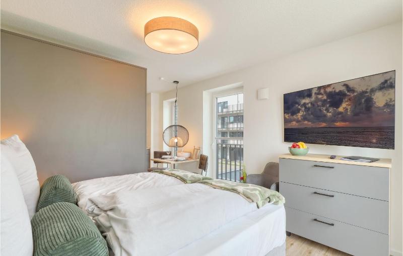 Awesome Apartment In Nordstrand With Wifi - image 7