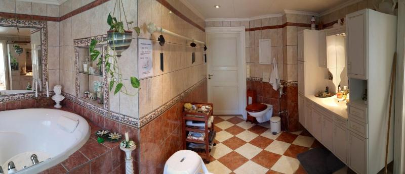 Luxury Triple Room image 4