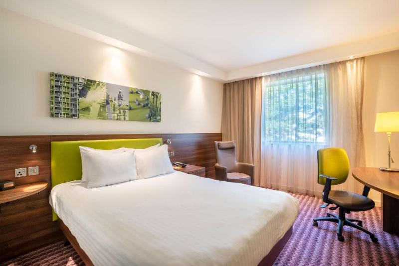 Hampton By Hilton Sheffield - image 28