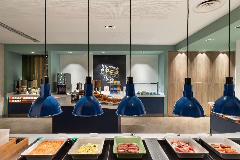 Hampton by Hilton Torquay - image 7
