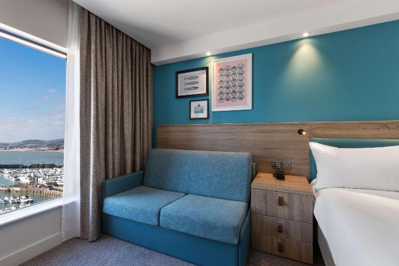 Hampton by Hilton Torquay - image 12