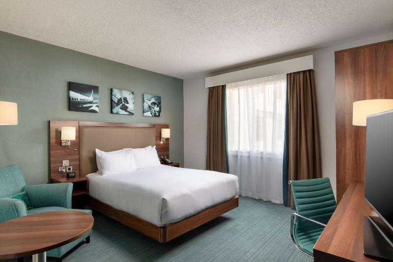 Queen Room - Mobility Access image 3