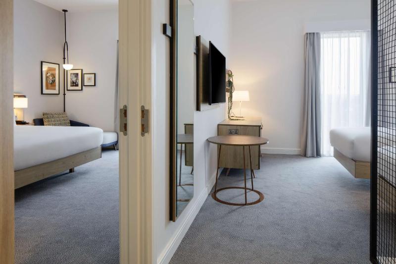 Family Room image 1
