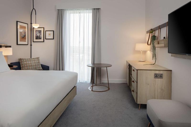 King Room image 4