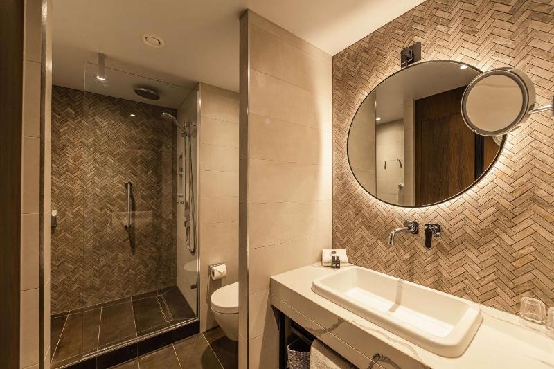 The Darwin King Studio image 2