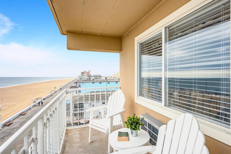 Dunes Suites Oceanfront - image 14