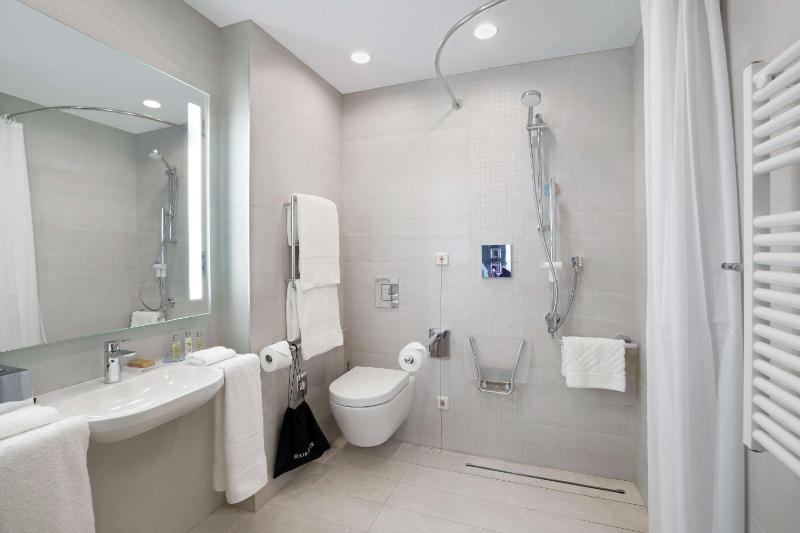 Hilton Garden Inn Budapest City Centre - image 16
