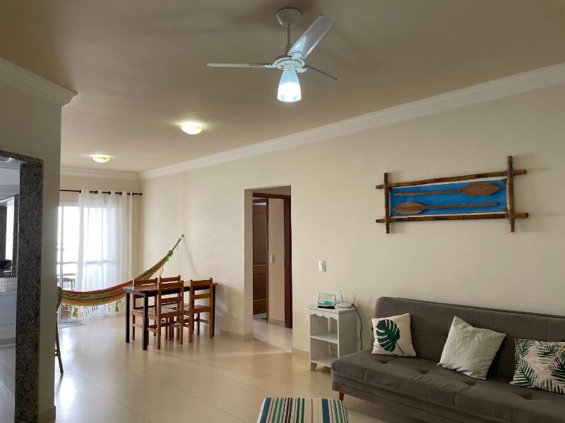 Apartamento Ubatuba Toninhas - image 1