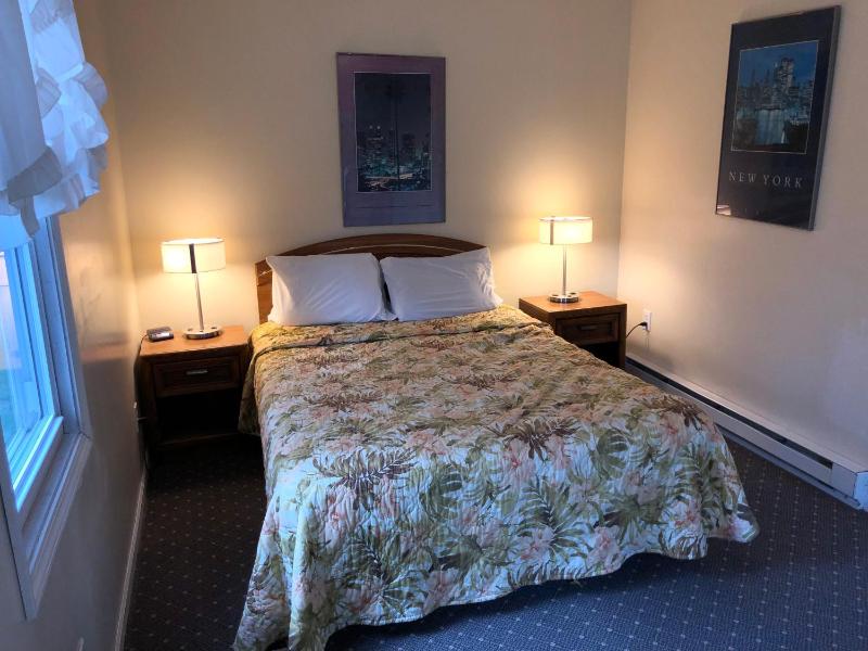 One-Bedroom House image 4