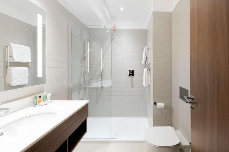 Hilton Garden Inn Bucharest Old Town - image 12