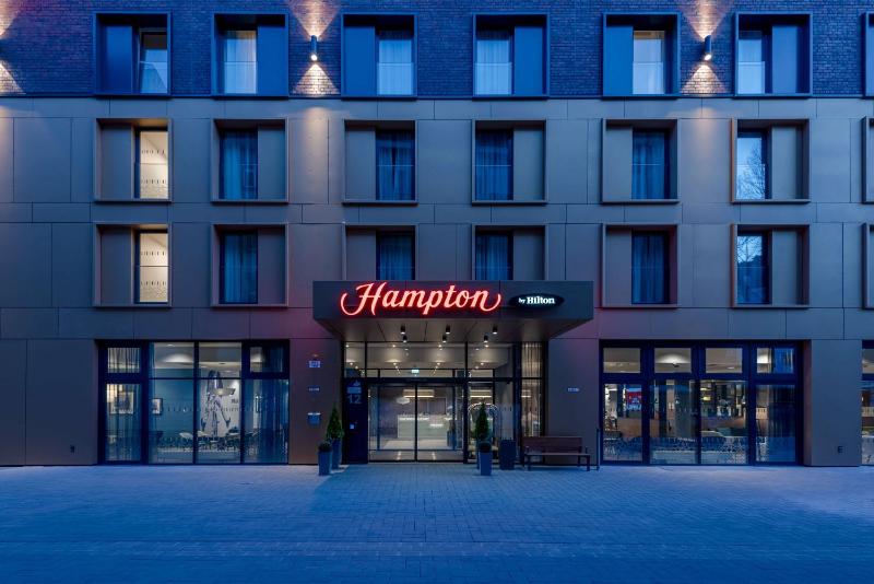 Hampton by Hilton Dusseldorf City Centre - image 14
