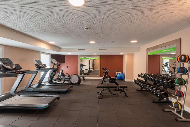 Hampton by Hilton Dusseldorf City Centre - image 46