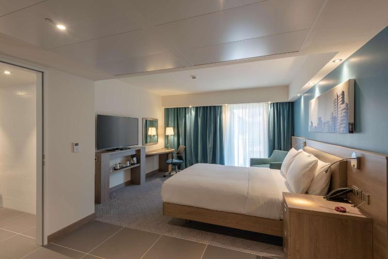 Hampton by Hilton Dusseldorf City Centre - image 34
