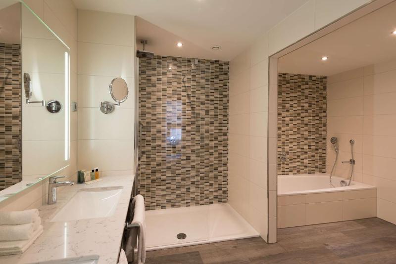 Junior Suite image 4