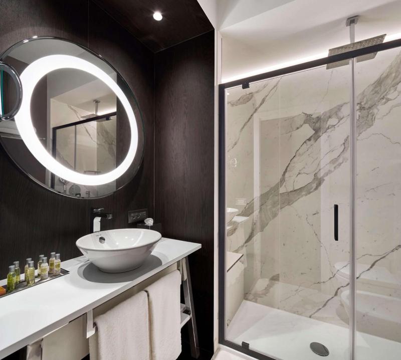 DoubleTree by Hilton Trieste - image 10