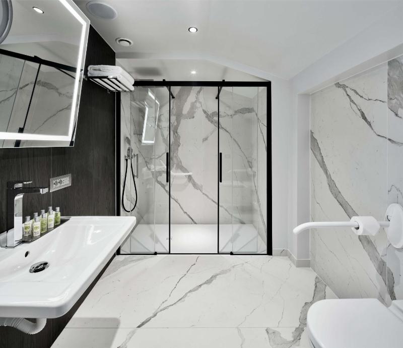 DoubleTree by Hilton Trieste - image 26