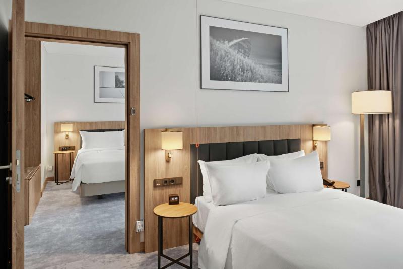 Queen Room - Mobility Access image 4