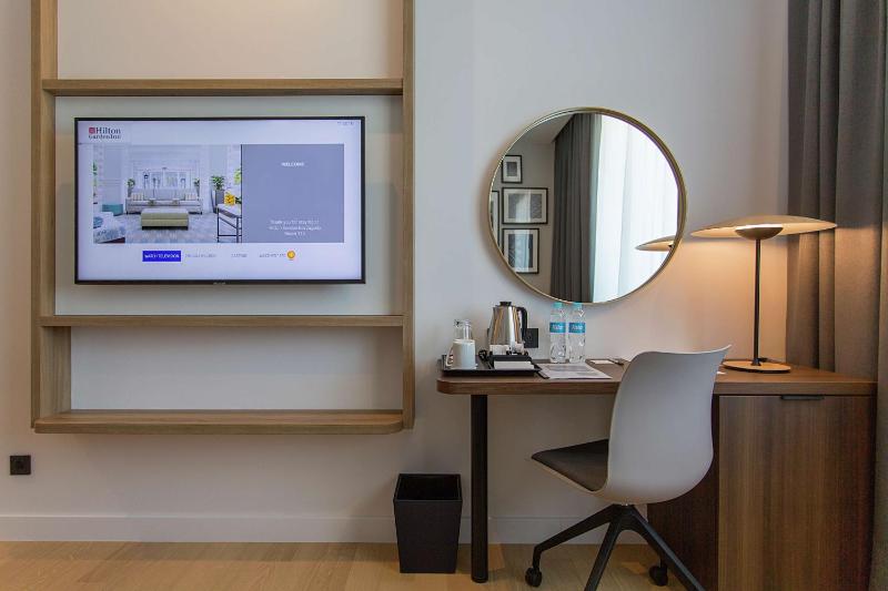 King Room image 4