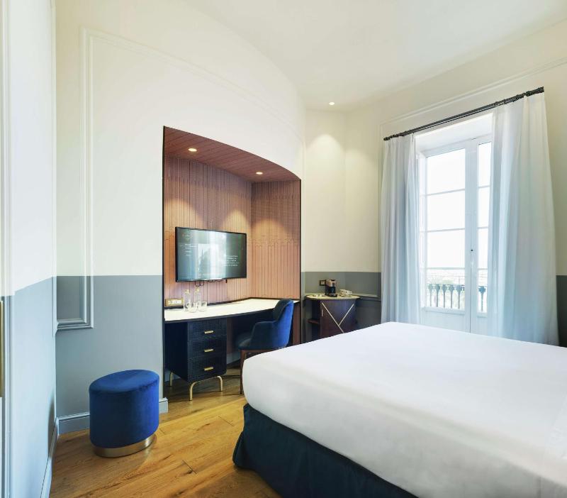 Carmen Room with Sea View image 3