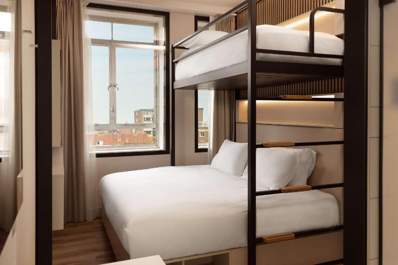 Motto by Hilton Rotterdam City Centre - image 2