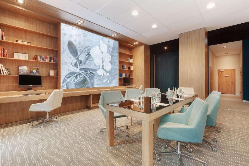 Hampton by Hilton Lublin - image 8