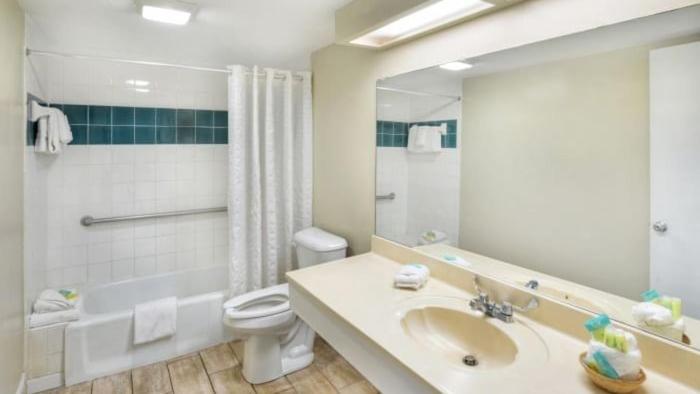 El Caribe Resort & Conference Center - image 49
