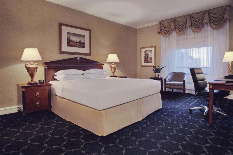 One-Bedroom King Suite