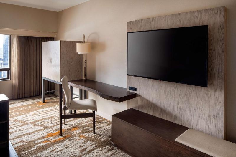 Hilton Denver City Center - image 36