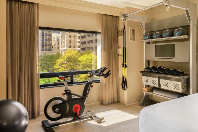 Hilton Denver City Center - image 6