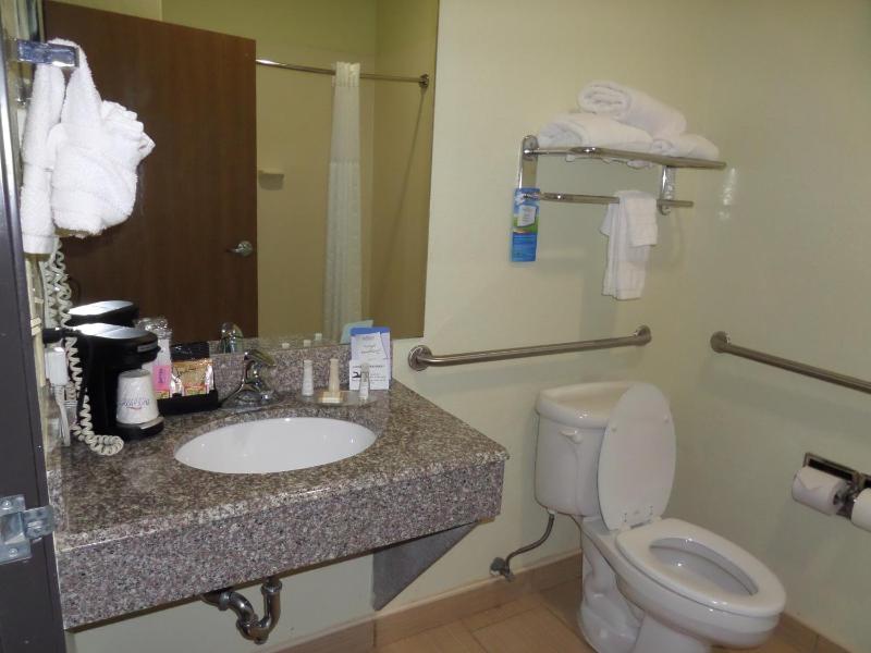 King Room with Jacuzzi -  Non-Smoking image 3