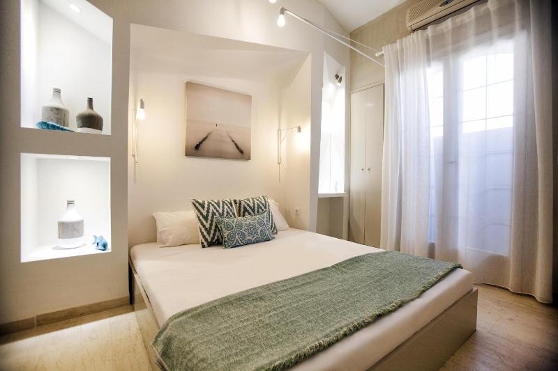Standard Double Room image 2