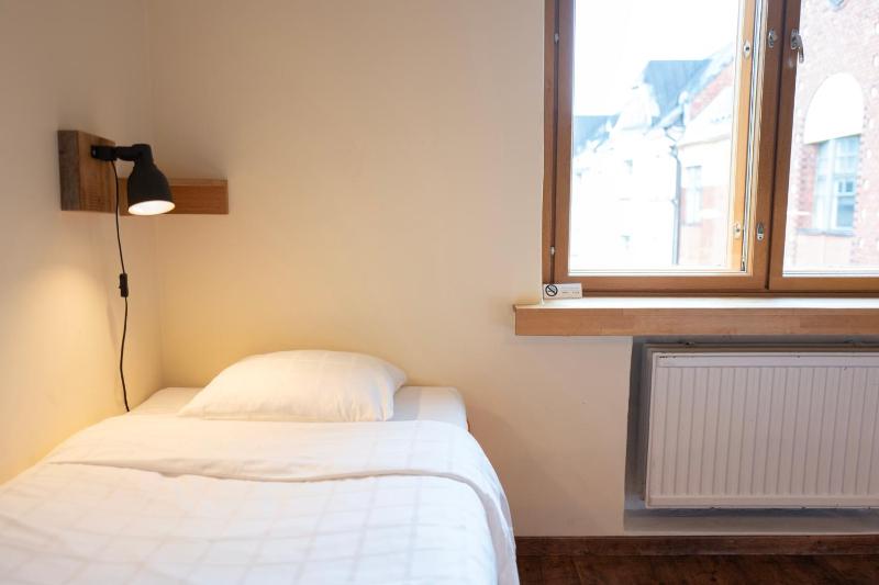 Standard Quadruple Room image 4