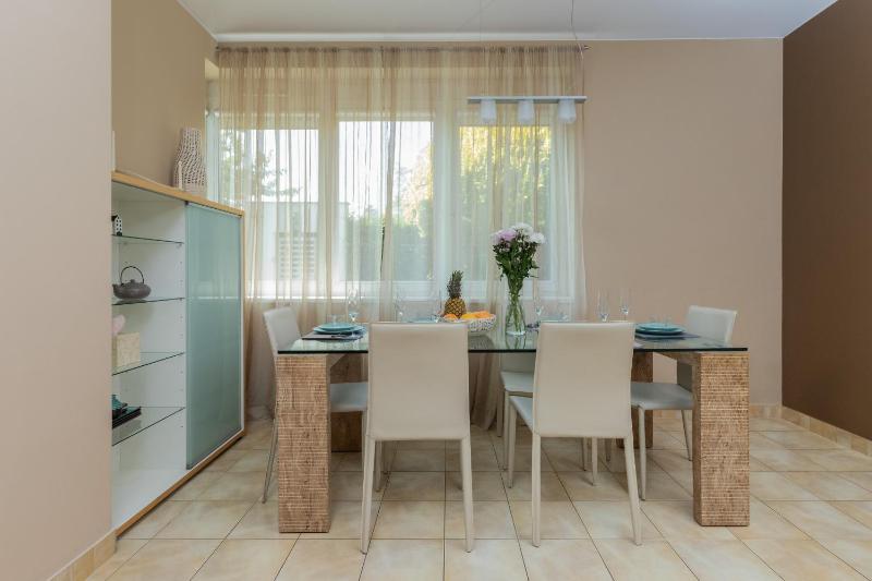 Orlowo Park - Spacious Apartment with Winter Garden by Noclegi Renters - image 21
