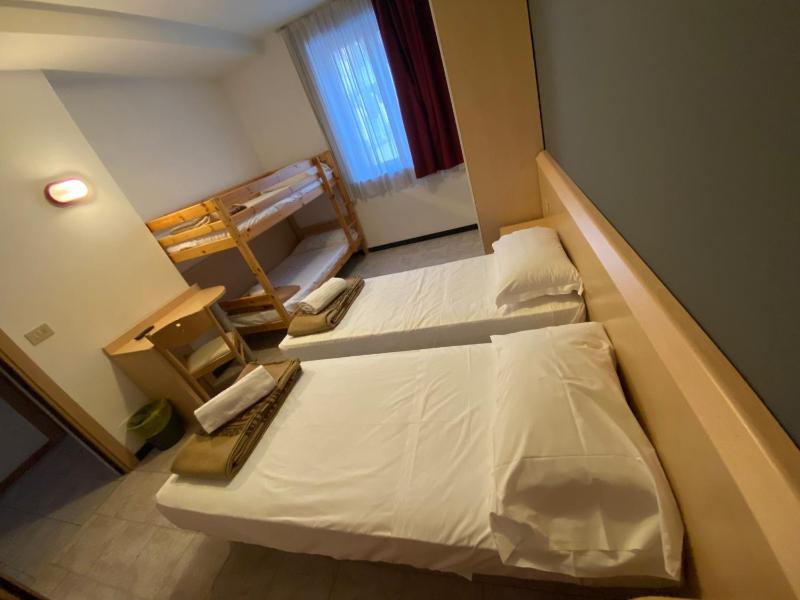 Quadruple Room image 3
