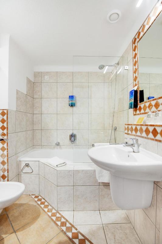 Double or Twin Room with Pool View image 3