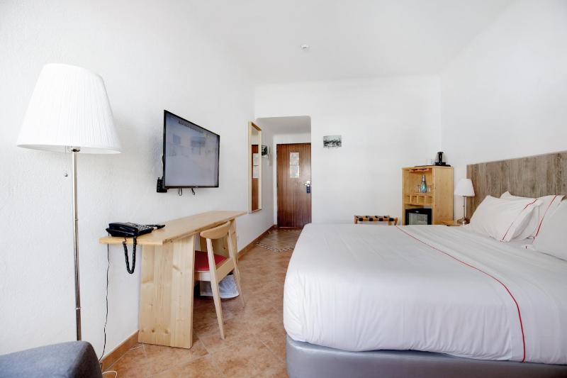 Double or Twin Room with Pool View image 2