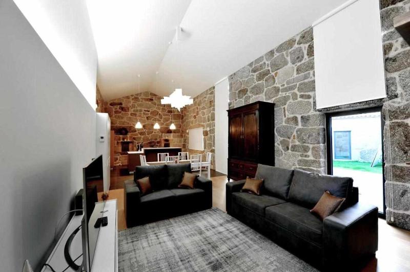 Deluxe Villa image 1