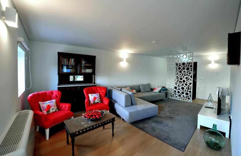 Three-Bedroom Villa image 1