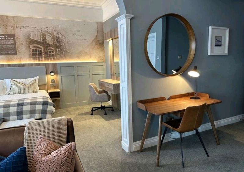 Presidential King Suite image 3