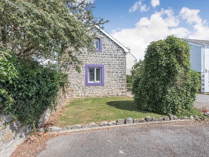The Coach House - image 16